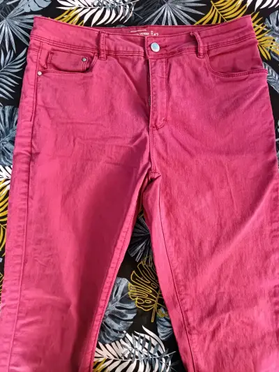 Jeans "super skinny" fucsia para mujer - miniatura 1