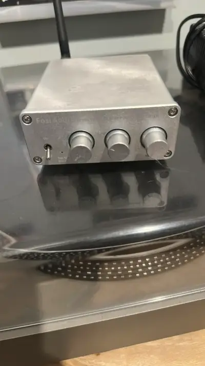 Amplificador de Audio Fosi Audio con Control de Volumen - miniatura 1