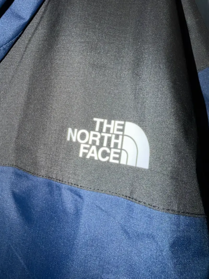 Chaqueta impermeable The North Face azul - 4