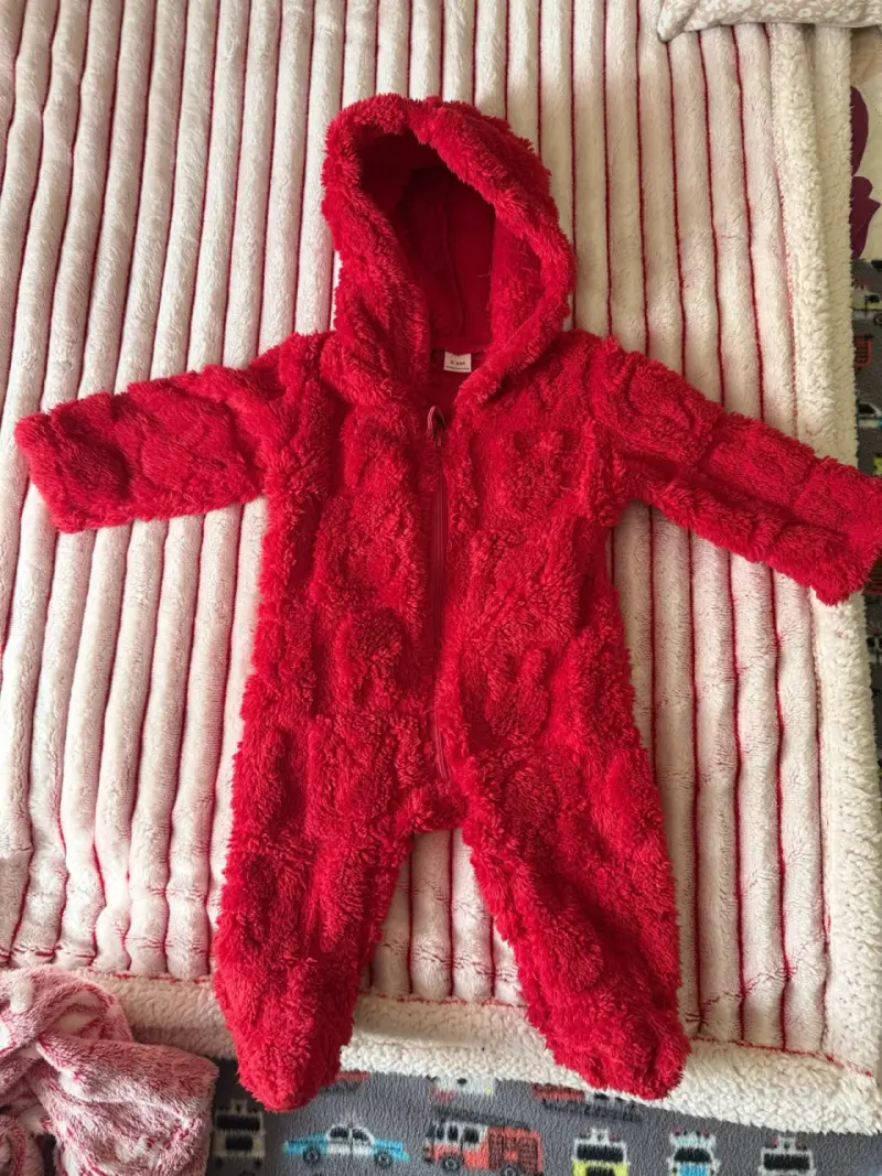 Enterito de bebé polar rojo y rosado 3-6 meses - 1