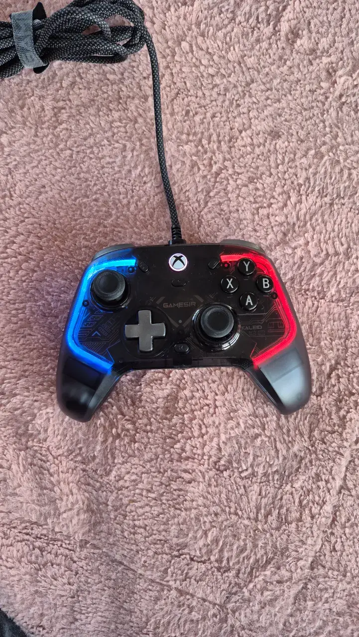 Controlador GameSir Kaleid para Xbox con luces RGB - 5
