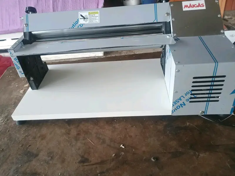 Sobadora eléctrica maigas 40 cm ancho - 2