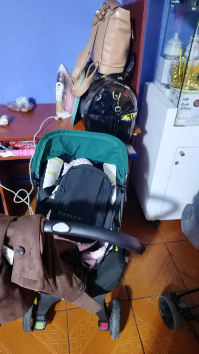 Coche silla de auto Doona+verde - miniatura 2