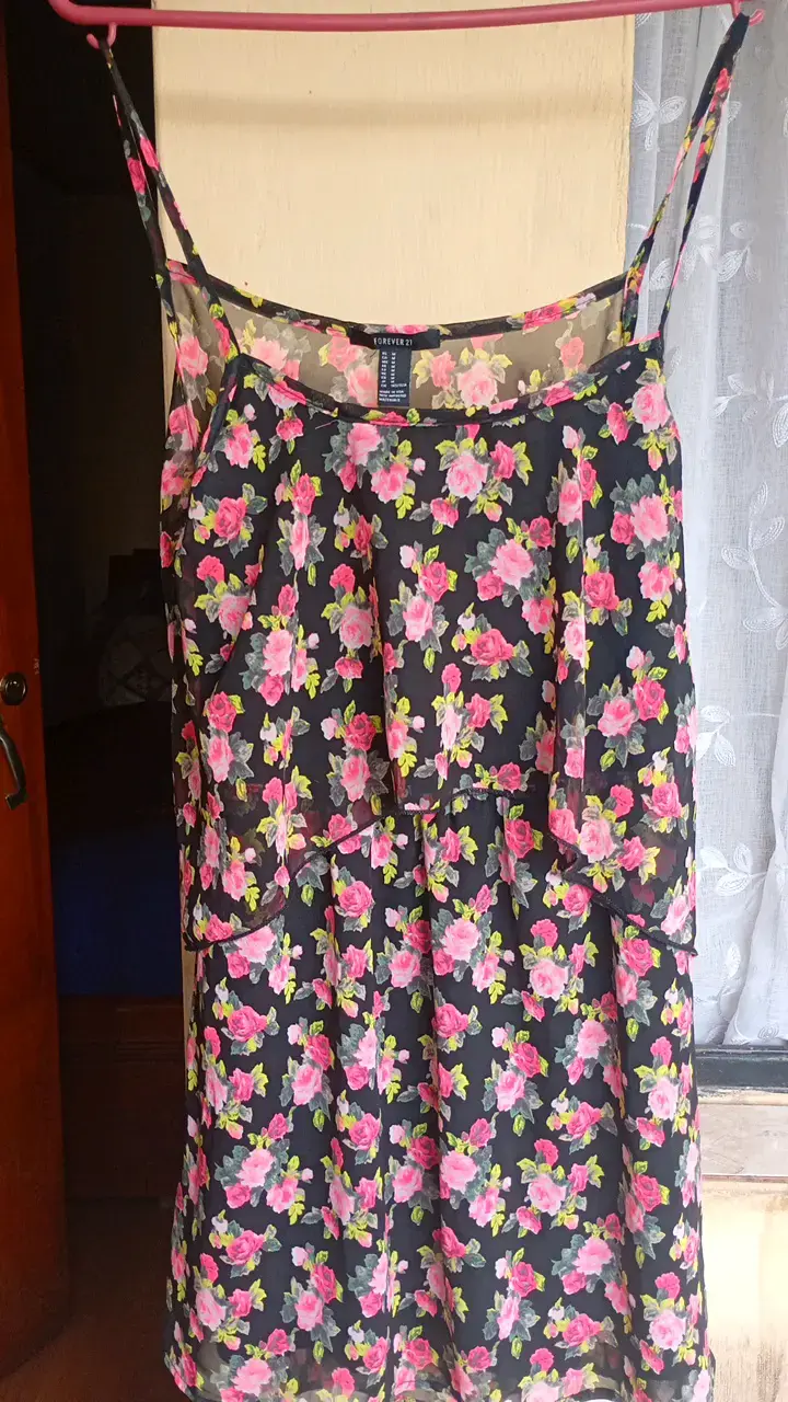 Vestido floral Forever 21 con tirantes - 1