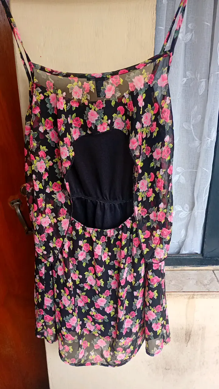 Vestido floral Forever 21 con tirantes - 2