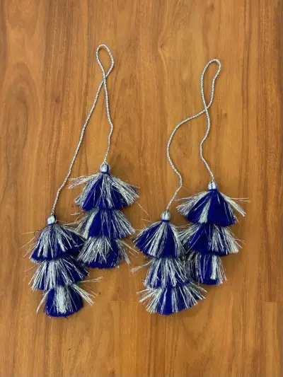 Tulmas/pompon decorativas azul y plateado para bai - miniatura 1