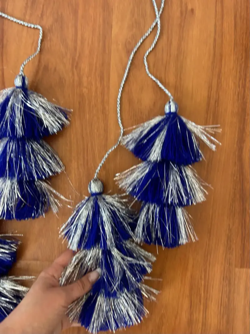 Tulmas/pompon decorativas azul y plateado para bai - 4