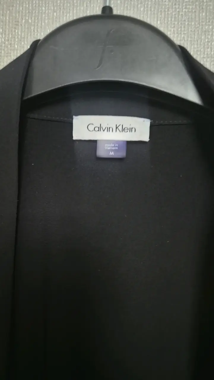 Chaqueta negra Calvin Klein elegante - 2
