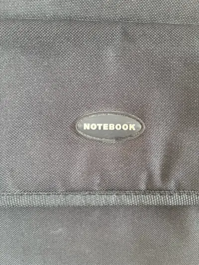 Bolso maletín negro para notebook - miniatura 2