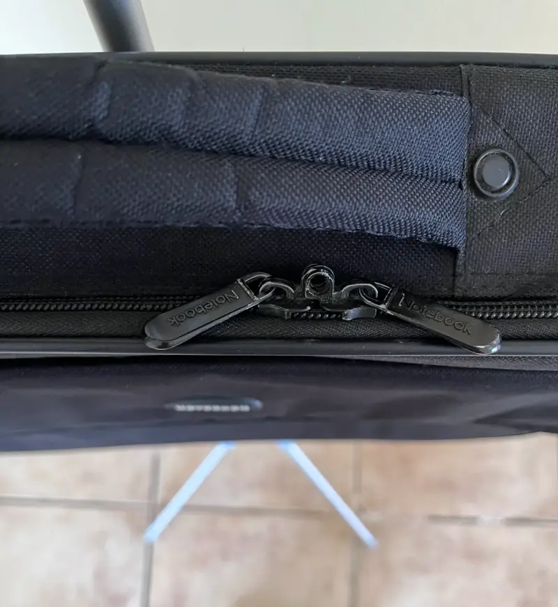 Bolso maletín negro para notebook - 3
