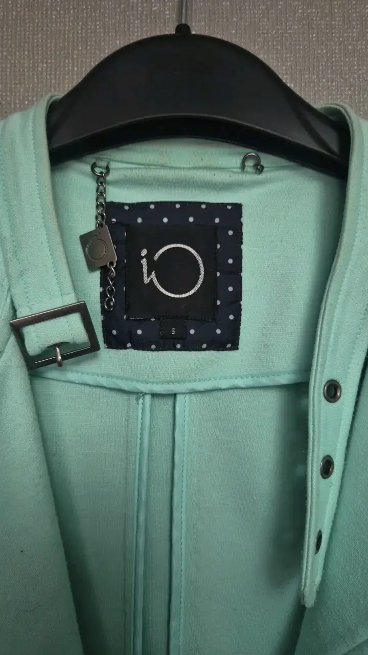 Chaqueta verde menta con cierre y solapas - 2