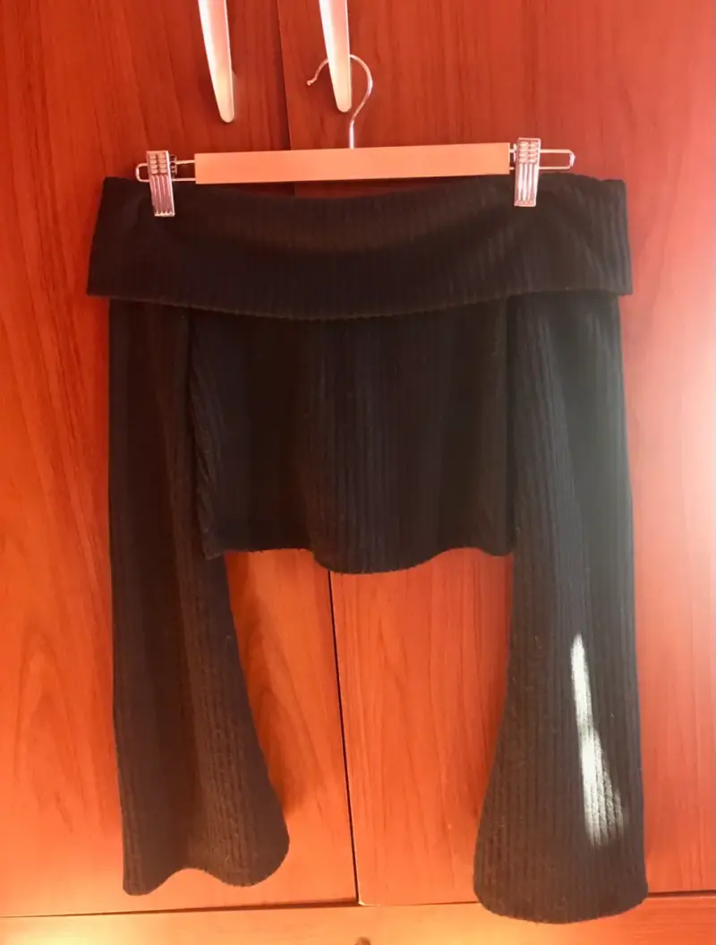 Top negro de hombros descubiertos Shein - 2