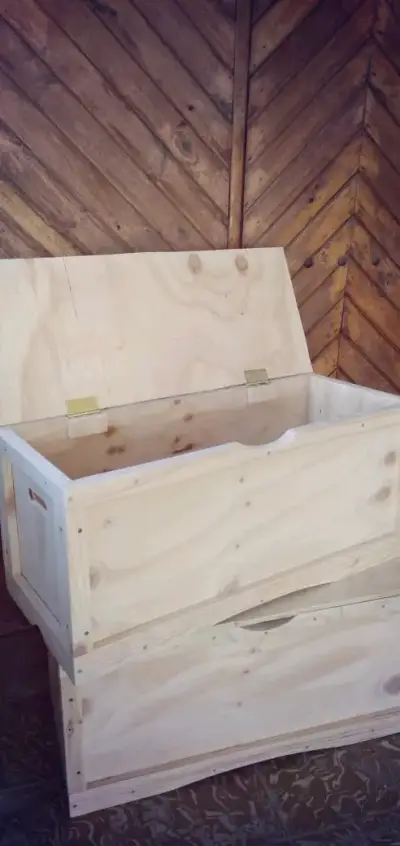 Baúl de madera para almacenamiento - miniatura 2