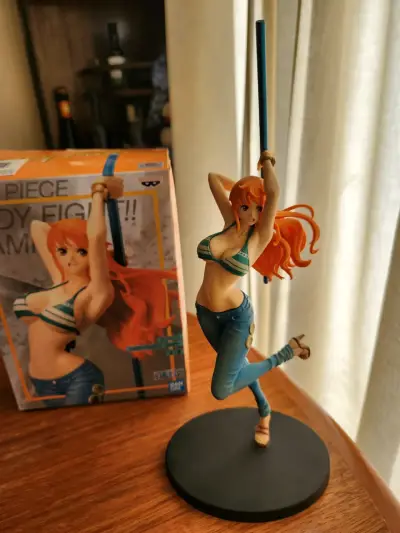 Figura Original Nami One Piece (Banpresto) - miniatura 2