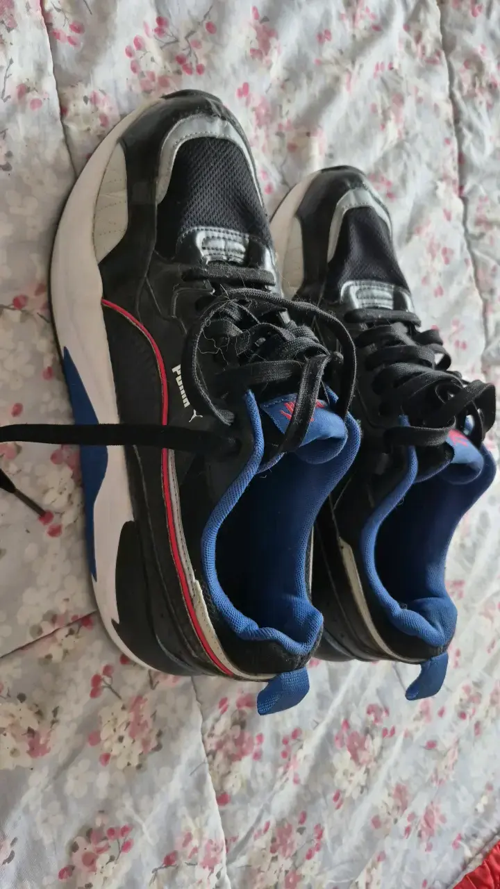 Zapatillas deportivas Puma negras y azules - 3