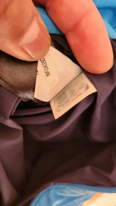 Chaqueta azul The North Face para hombre - miniatura 5