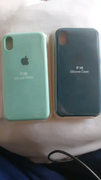 Carcasa de silicona para iPhone XR - miniatura 3