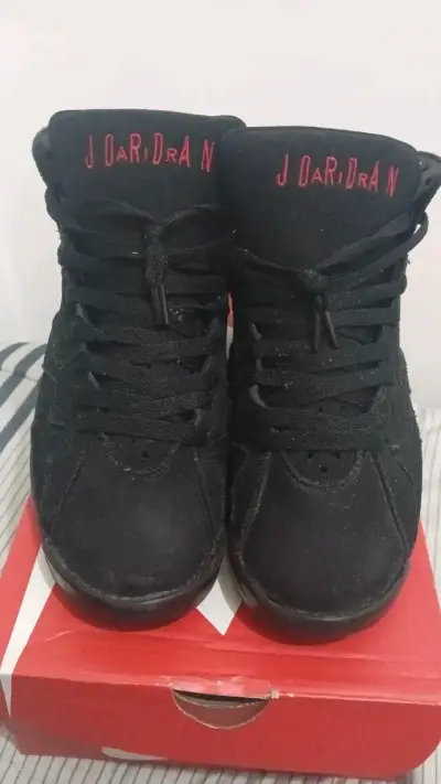 Zapatillas deportivas negras Jordan - miniatura 1