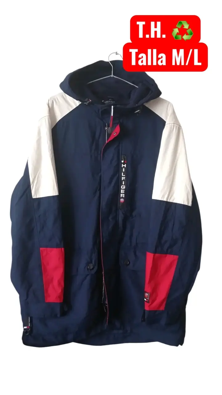 Chaqueta Tommy Hilfiger azul con capucha