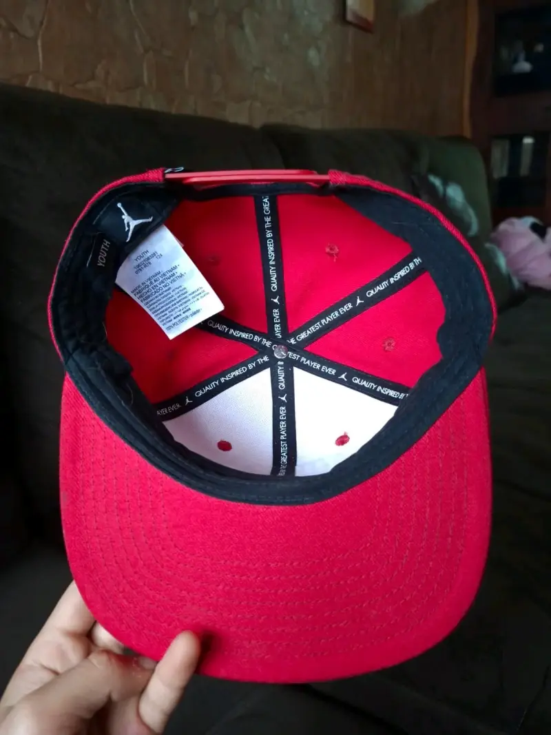 Gorra roja Jordan 23 - 2
