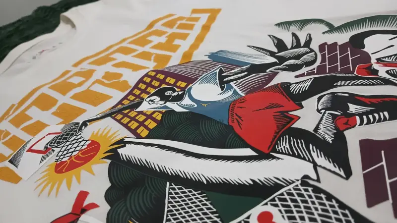 Polera Jordan blanca con diseño gráfico - 3