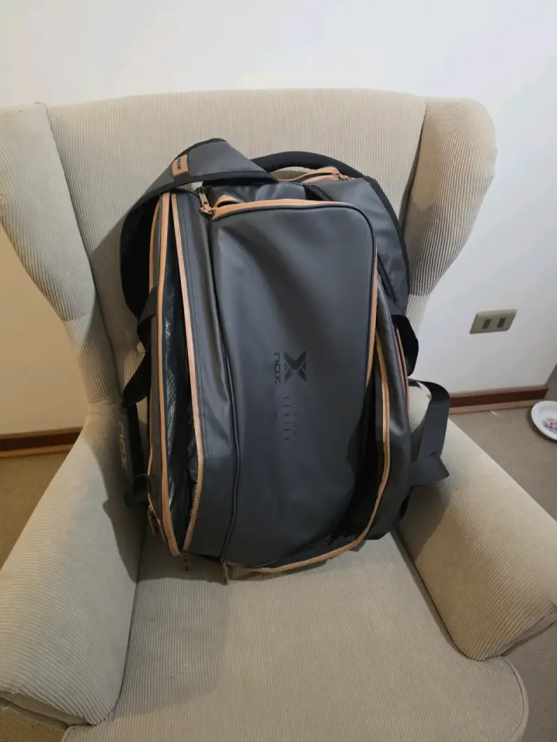Bolso Padel Nox Luxury Series Negro Marron - 4