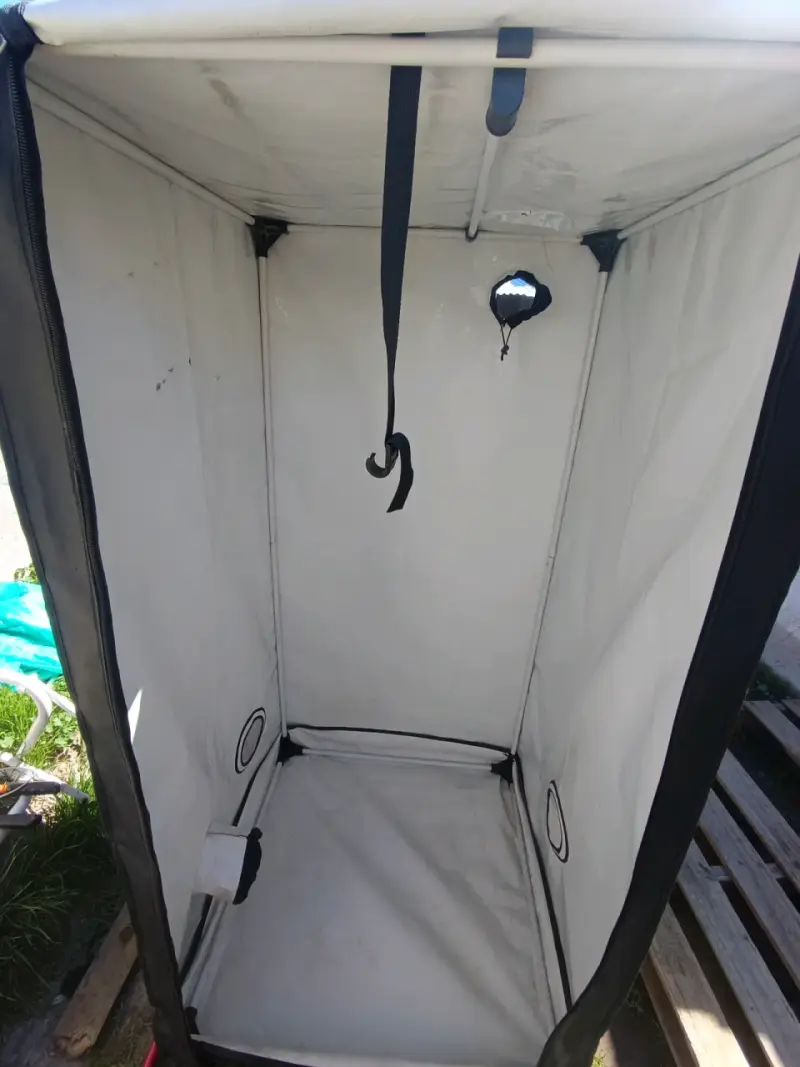 Carpa de Cultivo Indoor Homebox con Ventilación - 3