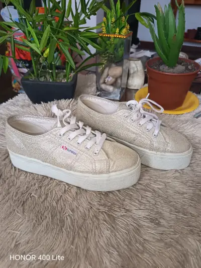 Zapatillas plateadas Superga con plataforma - miniatura 1