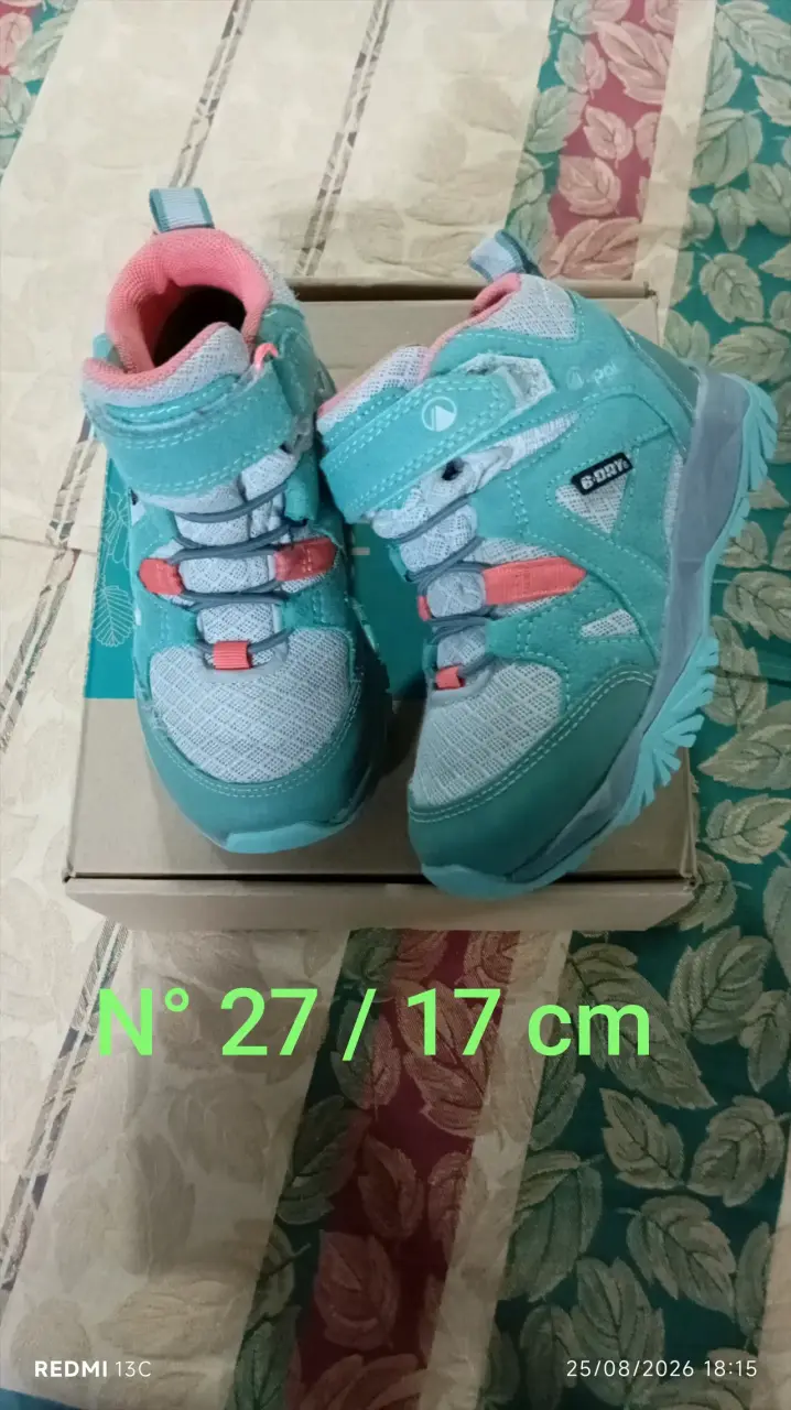 Botas de montaña para niños talla 27