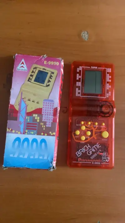 Consola de Juego Retro Brick Game E-9999 - miniatura 1