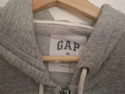 Polerón con capucha gris GAP para hombre - miniatura 4