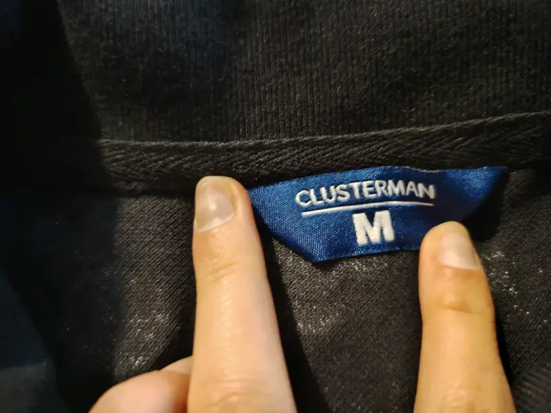 Polera Polo Negra con Calaveras Clusterman - 3