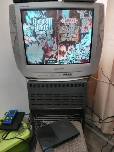 Consola PlayStation 2 con juego Guitar Hero III - miniatura 2