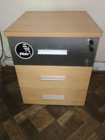Cajonera de madera con cerradura Slide - miniatura 1