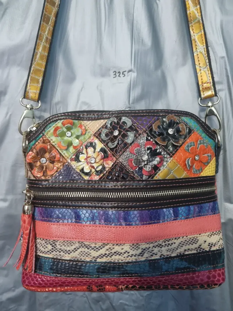 Bandolera de cuero. Marca: Todo Piel. Exclusiva.