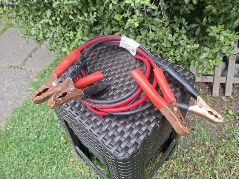 Cables de arranque para auto con pinzas - 2