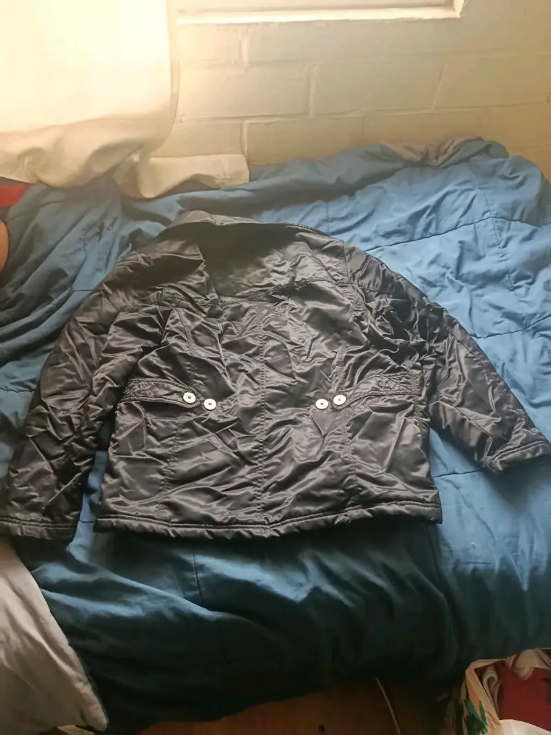Chaqueta negra de invierno para mujer - 2