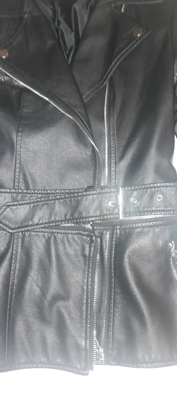 Chaqueta Mossimo talla L - 5