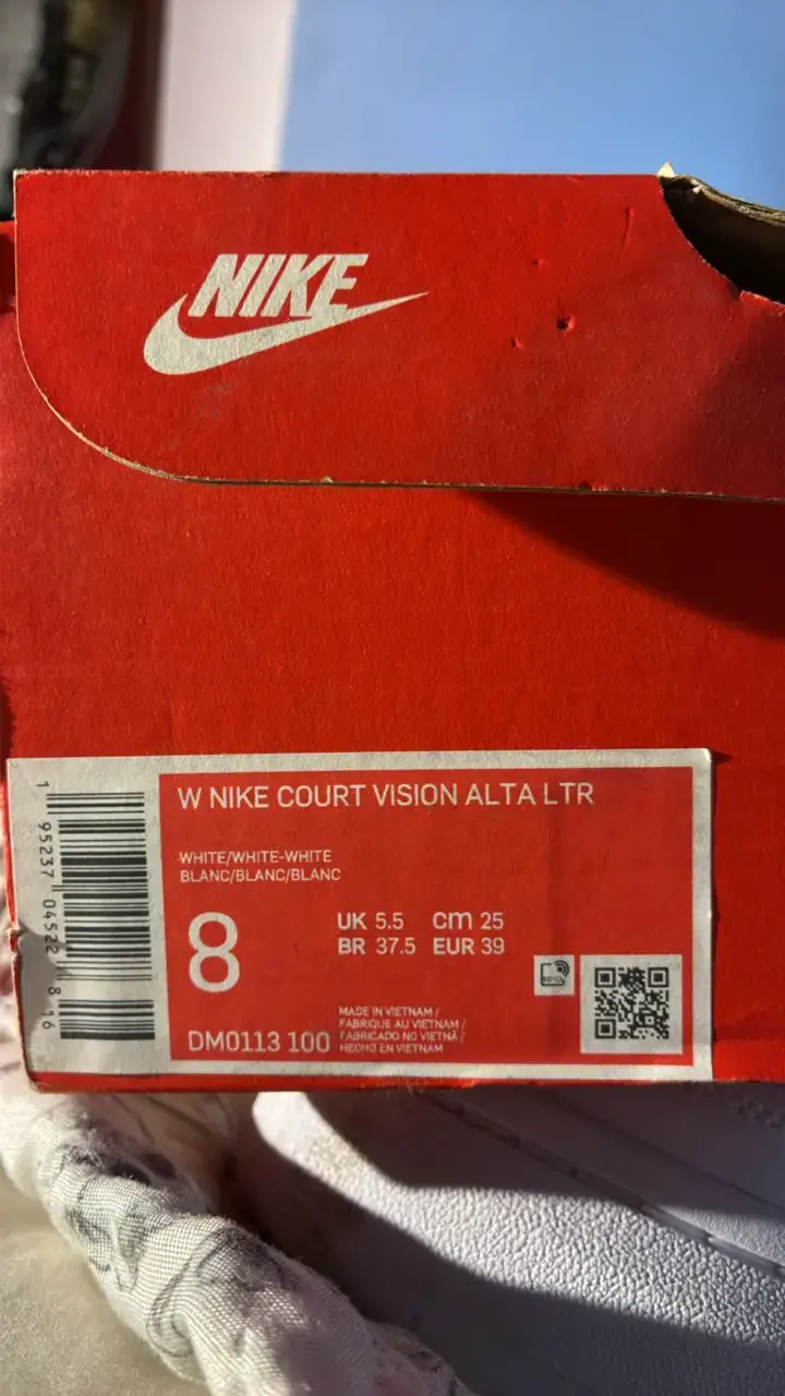 Zapatillas deportivas blancas Nike Air Force 1 - 4