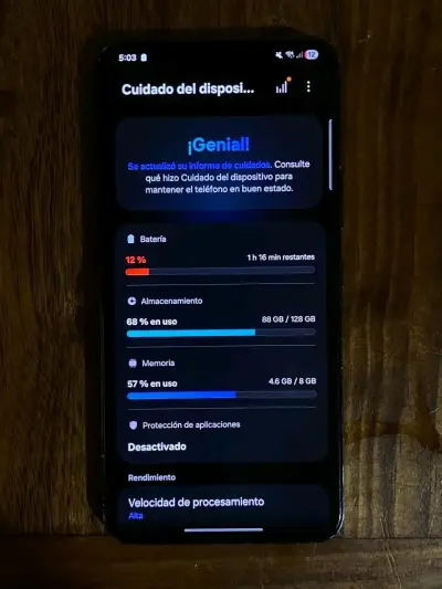 Samsung Galaxy S22 en buen estado con cargador - miniatura 3