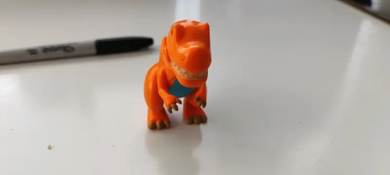 Figura de dinosaurio T-Rex naranja para niños - 2
