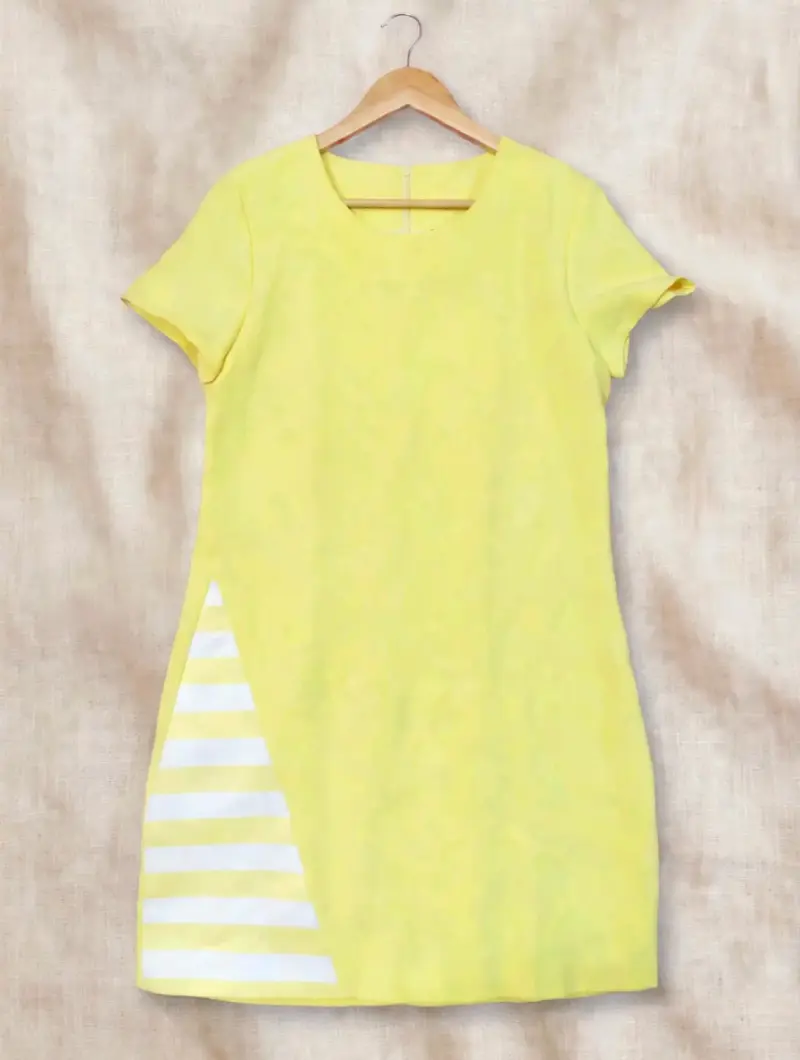 Vestido amarillo con diseño a rayas talla S - 2