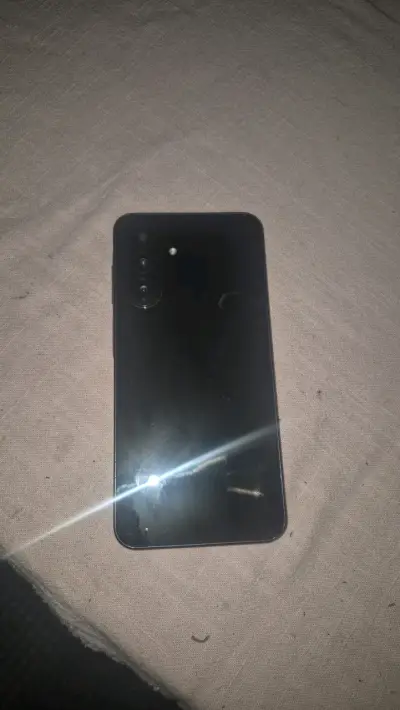 Smartphone Samsung Galaxy A26 5G en buen estado - miniatura 1