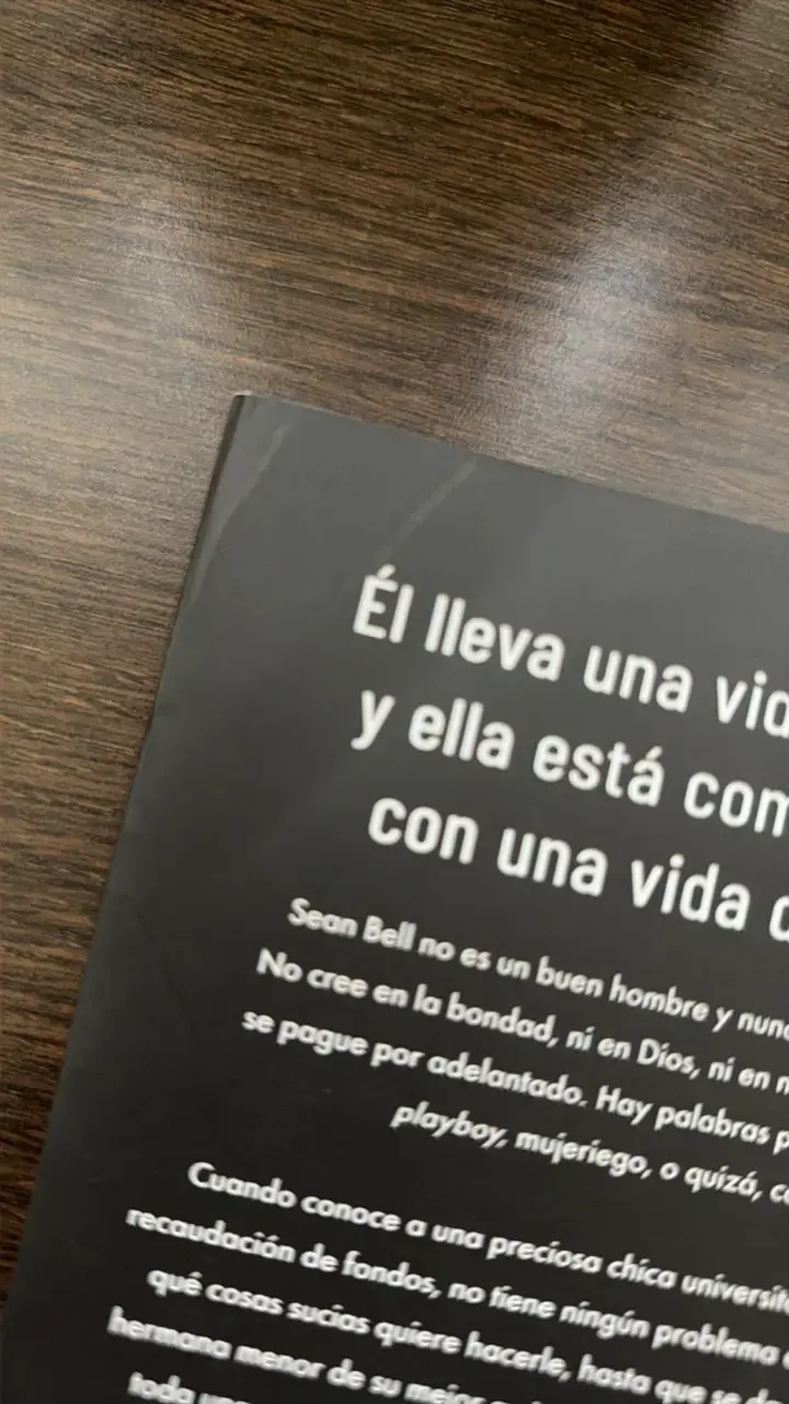 Libro Pecador de Sierra Simone en buen estado - 3