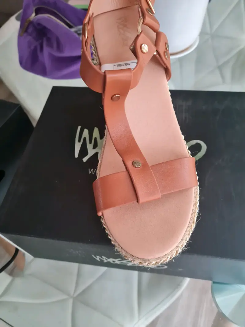 Sandalias de cuña camel con plataforma de corcho - 2