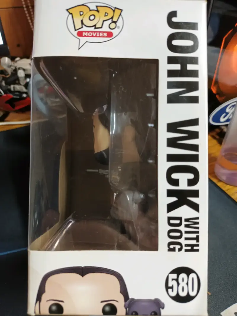 Figura Funko Pop John Wick con Perro - 2