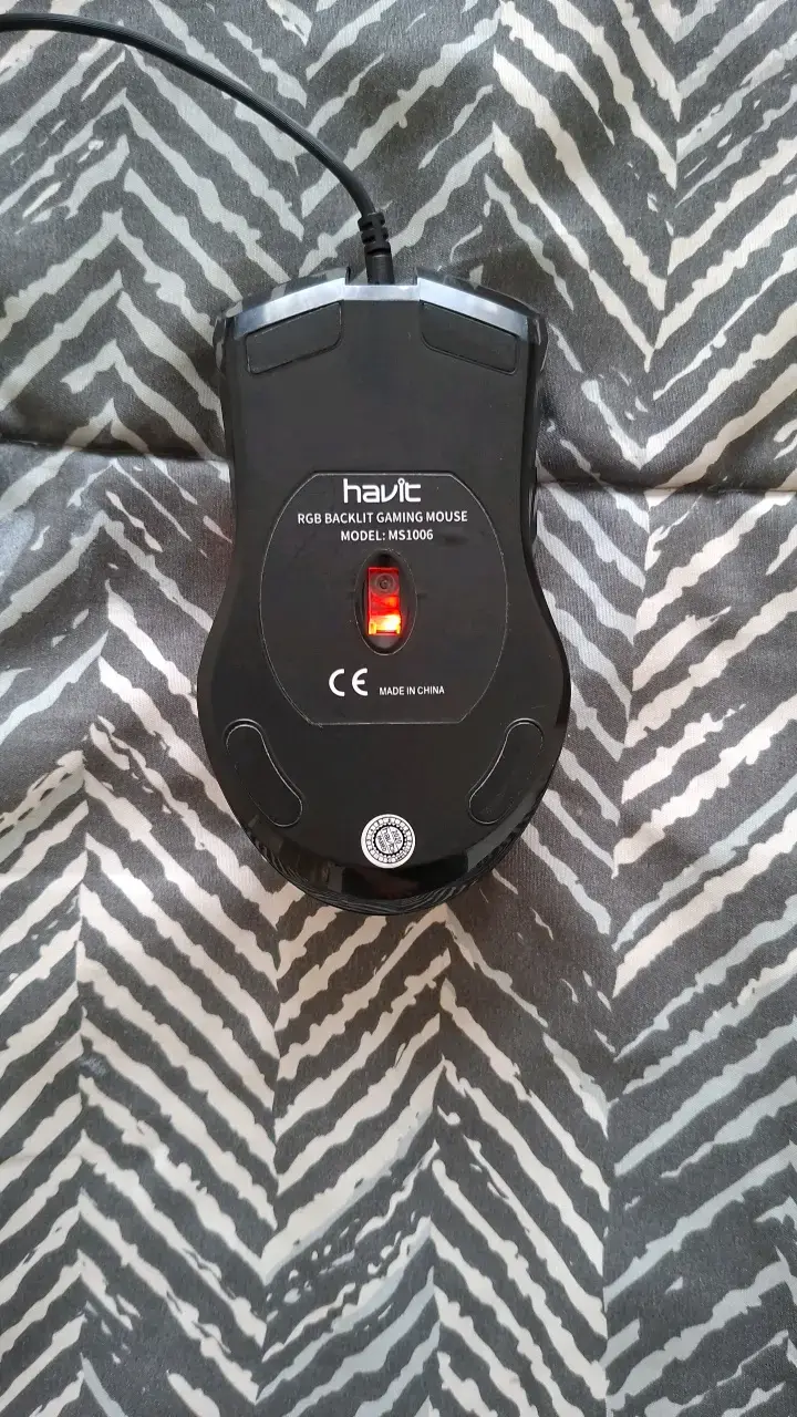 Mouse gamer con cable Havit negro - 5