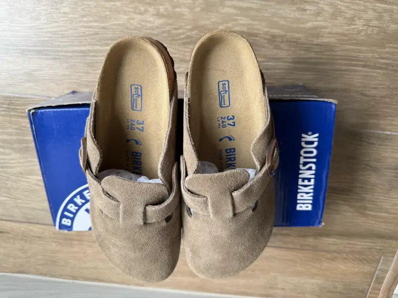 Zuecos Birkenstock de gamuza color beige - 5