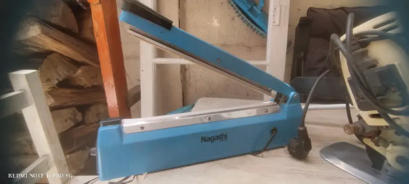Selladora térmica azul Nagashi