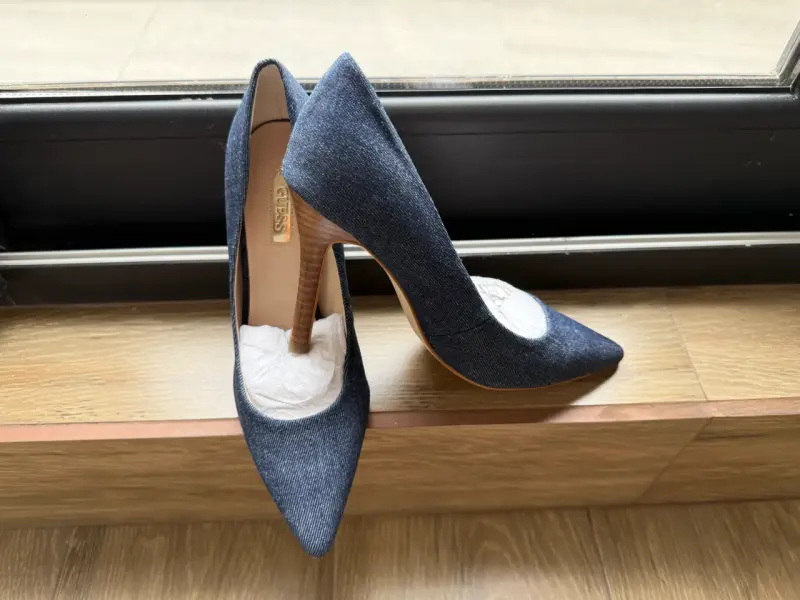 Zapatos de Tacón Azul Guess Elegantes - 3